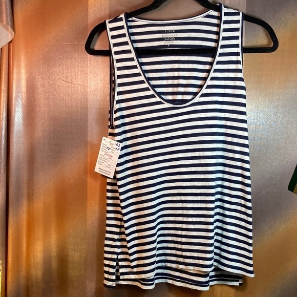J. crew featherweight Slub Cotton size S. 36” chest. B3 - Picture 1 of 4